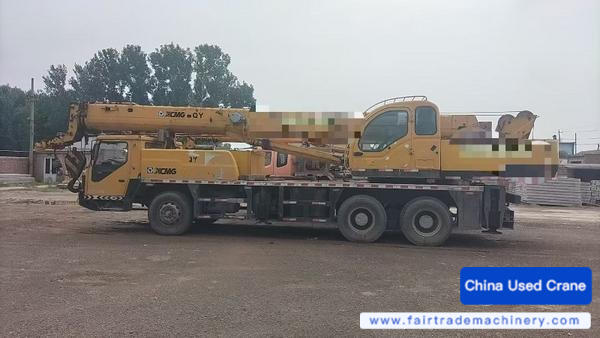 Buy XCMG QY20G Used Crane / 1